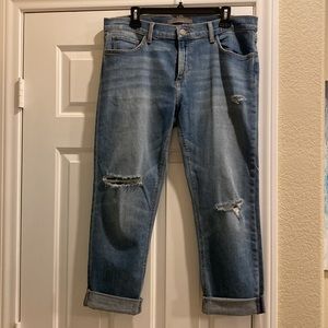 Joe’s Jeans “The Bobby” Mid Rise Tapered Boyfriend/Blur Destruct